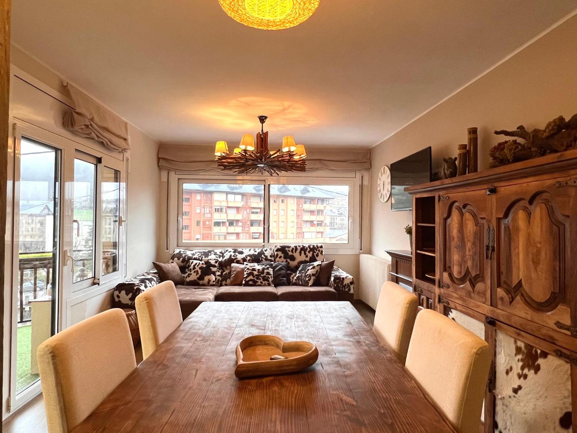 Apartament Les Vernedes - L'Amfitriona Σορτ Εξωτερικό φωτογραφία
